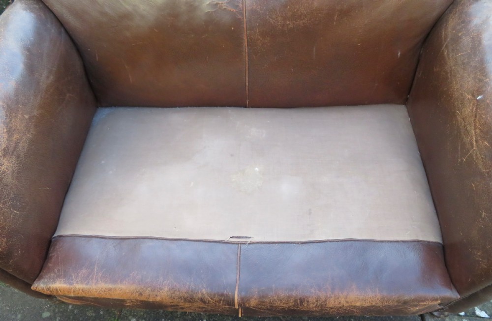 ART DECO LEATHER CLUB SETTEE SOFA. 
 View IX