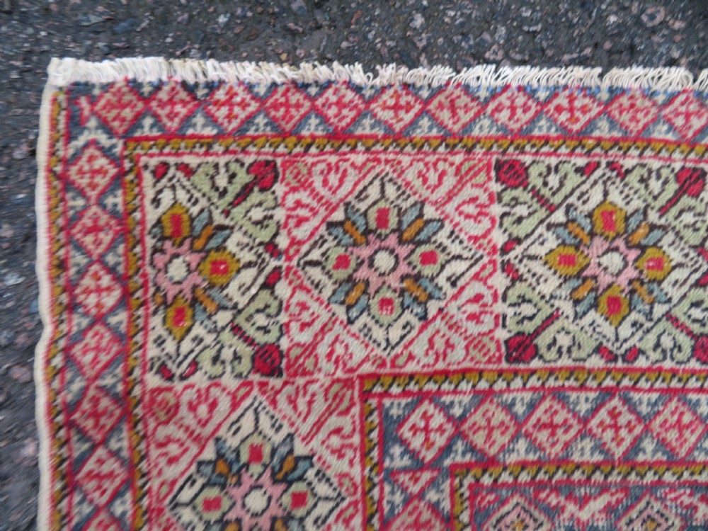 ANTIQUE TURKISH MUDJUR PRAYER RUG. 168CM X 126CM. View VII