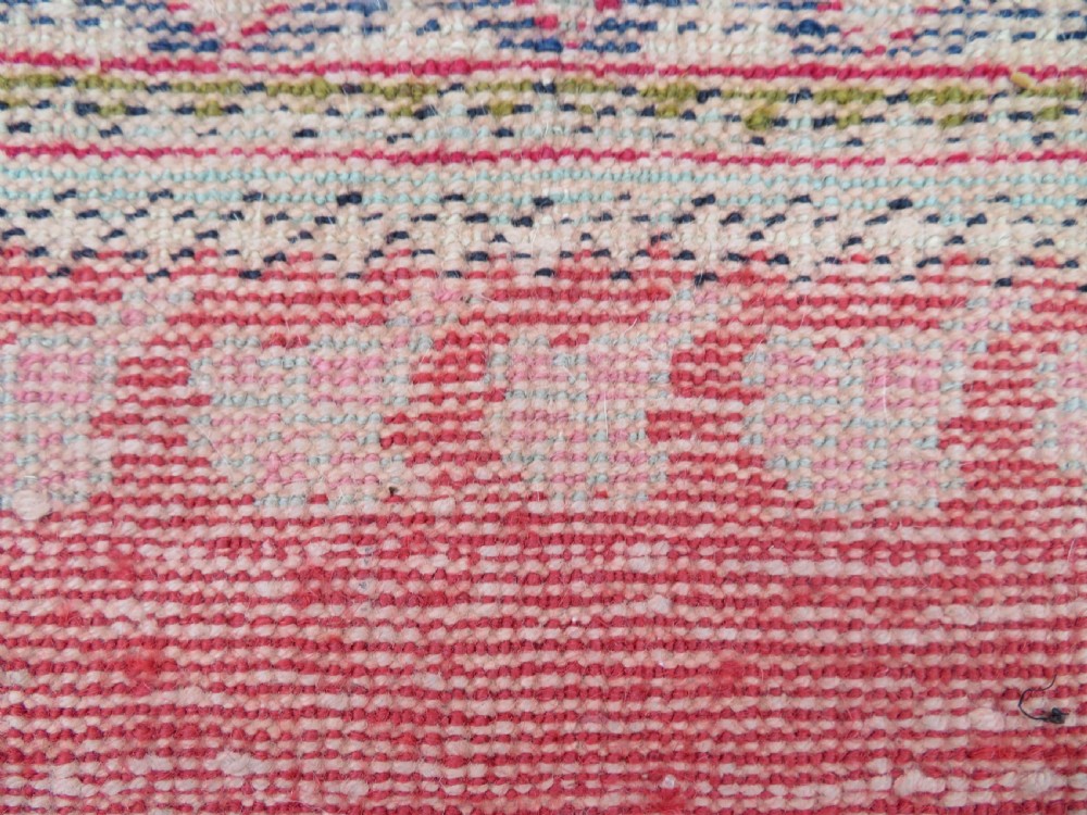 ANTIQUE TURKISH MUDJUR PRAYER RUG. 168CM X 126CM. View XVII