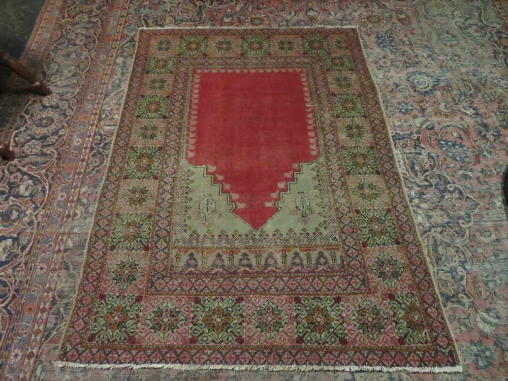 ANTIQUE TURKISH MUDJUR PRAYER RUG. 168CM X 126CM. View XX