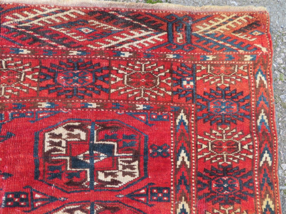 Distressed Antique Tekke Turkmen Rug. 183cm x 126cm. View VI