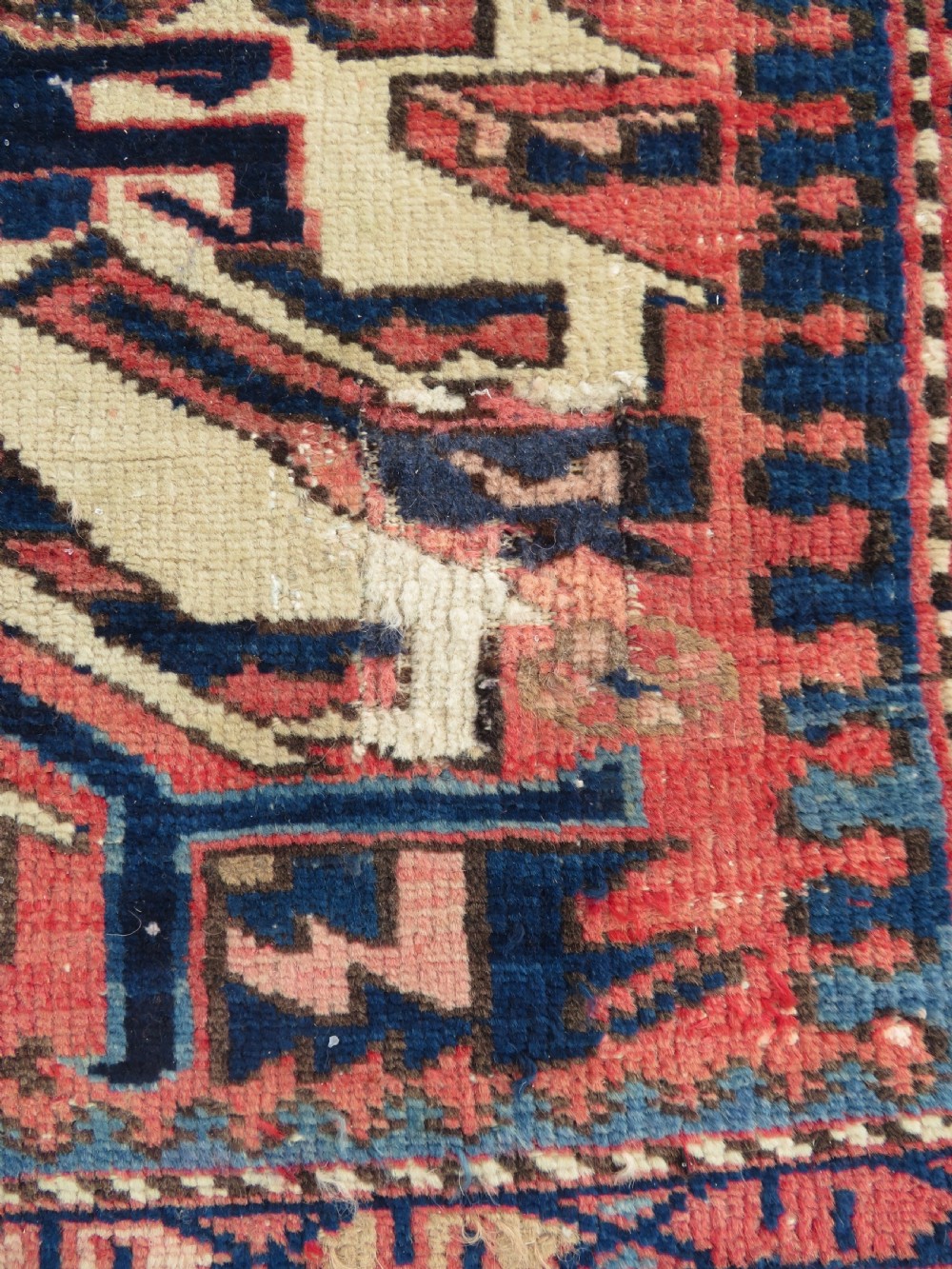 ANTIQUE NORTH WEST PERSIAN 