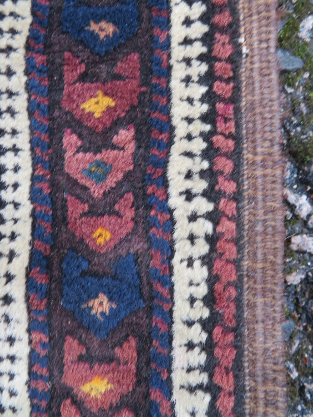 ANTIQUE BALUCH PRAYER RUG. 135CM X 84CM. View XII