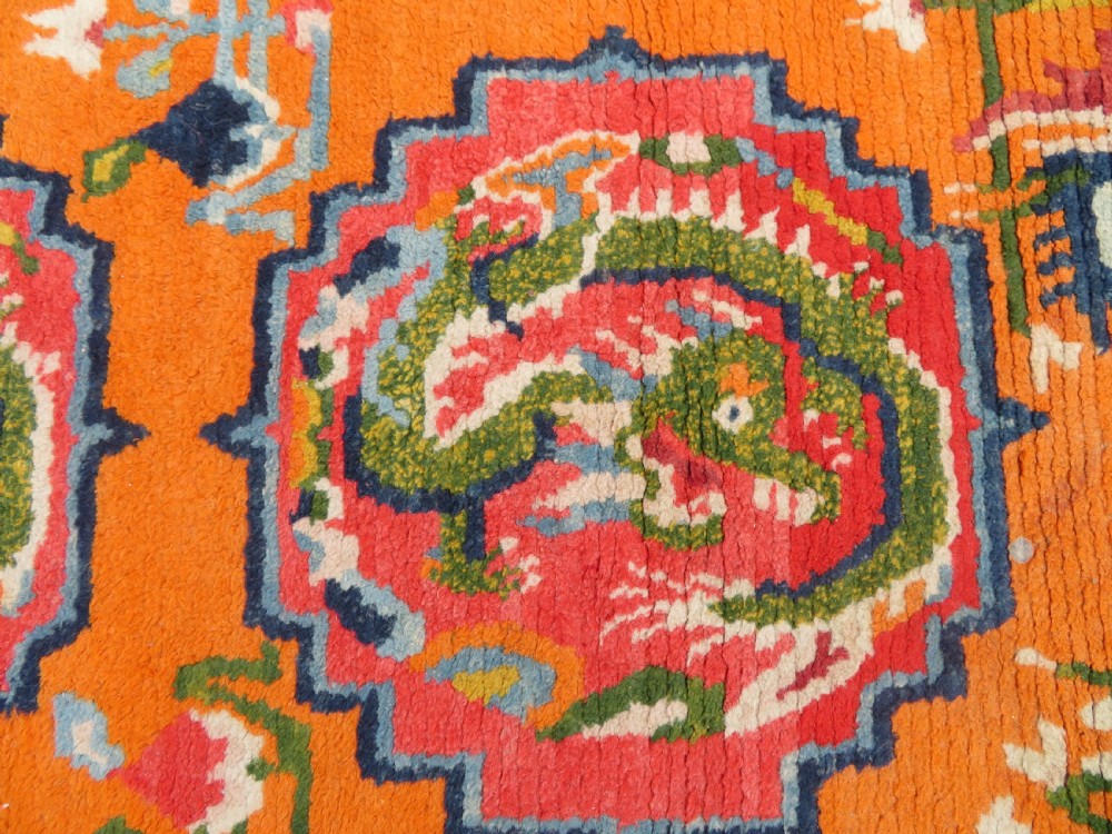 ANTIQUE TIBETAN RUG. 137CM X 75CM. View III