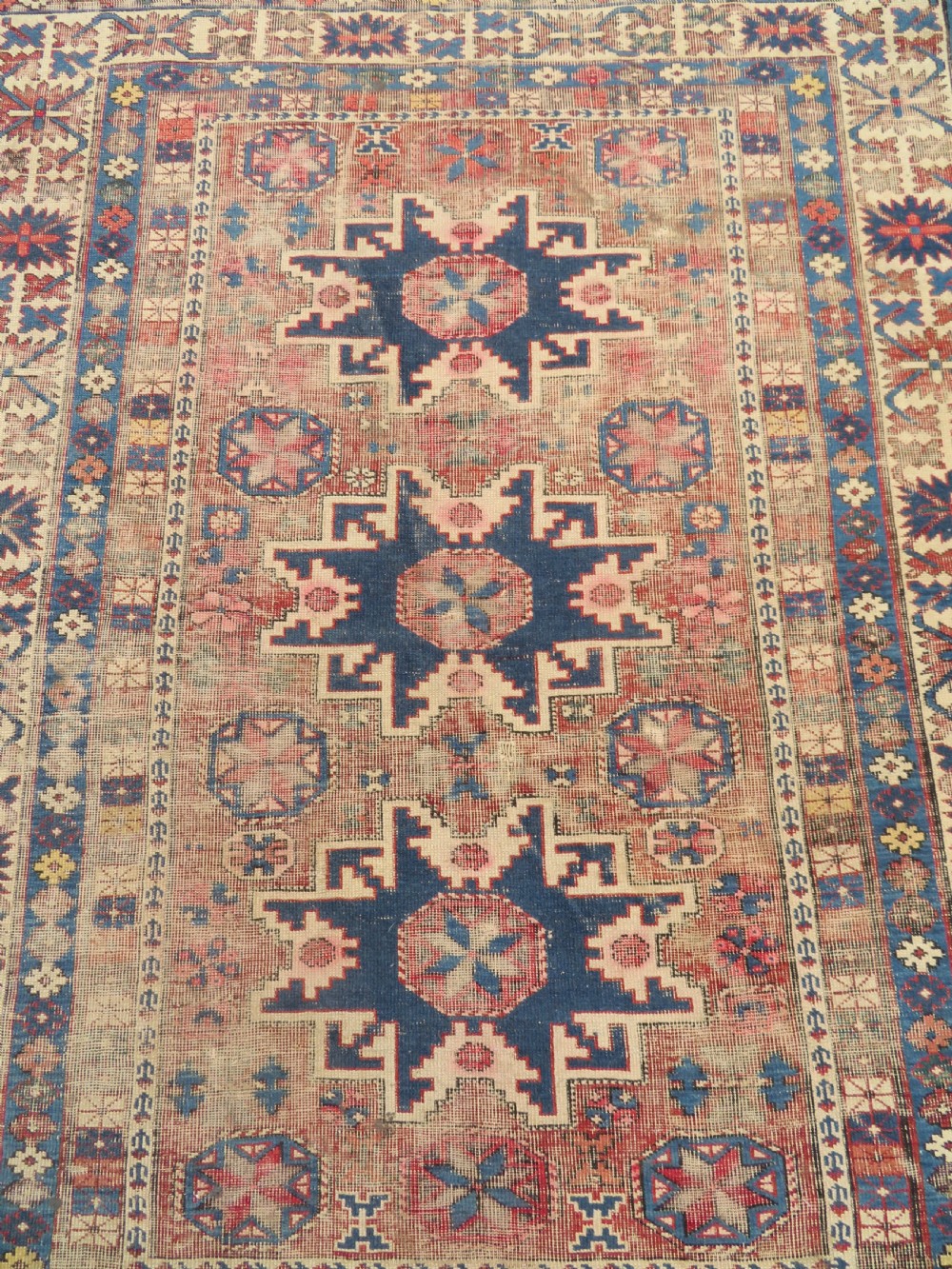 DISTRESSED ANTIQUE CAUCASIAN DAGHESTAN RUG. 135CM X 116CM View II