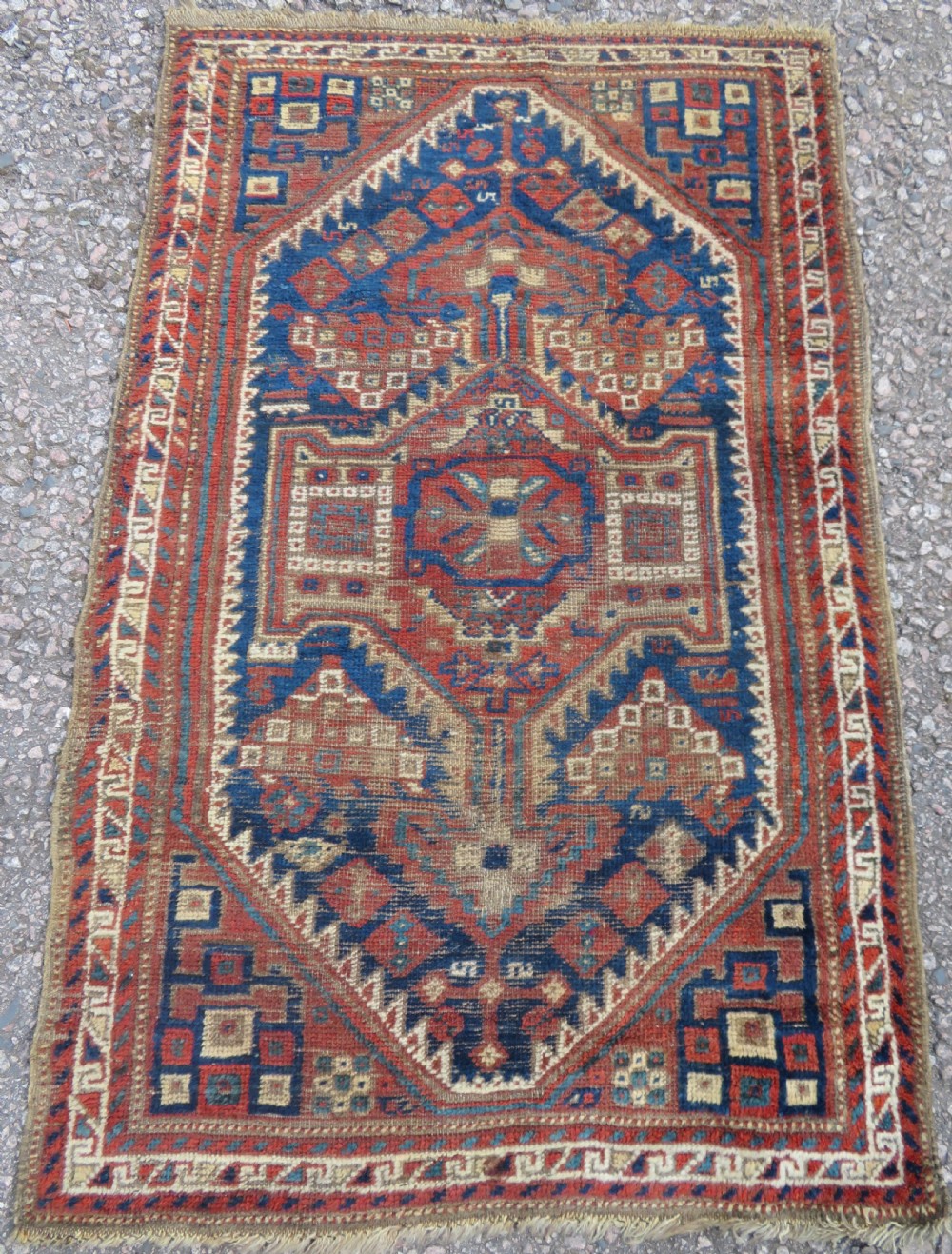 Authentic Distressed Antique Khamseh Tribal Rug. 133CM X 85CM.