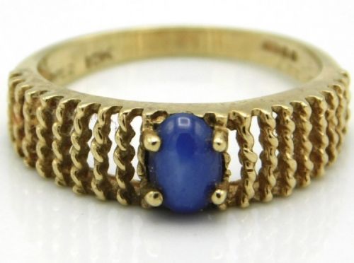 1960’s 10ct Gold Star Sapphire Ring in Box