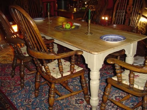 fig 1. Early 19th century Pine Farmhouse Dining Table.