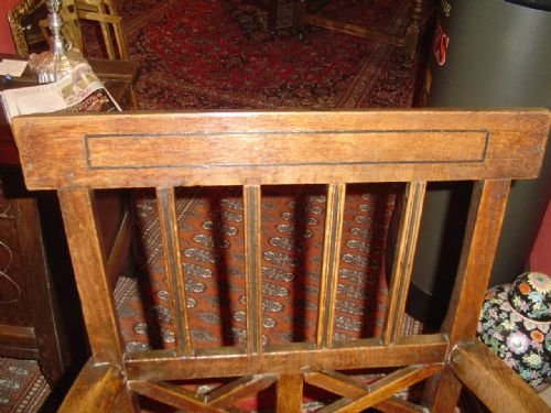 fig 2. !8th Oak Century Carver Chair. c 1800