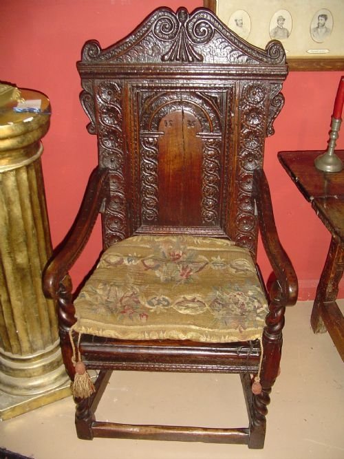 17th Century Charles 1st Oak Wainscot. C.1636