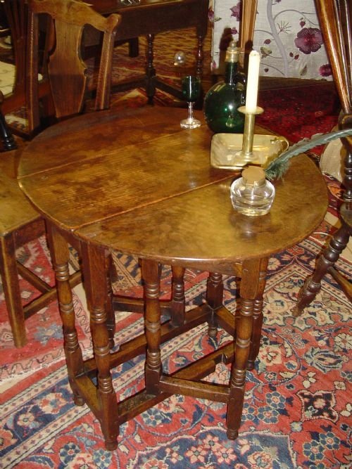 Small Oak Gateleg or Supper Table.  18th. C