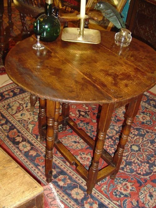 fig 1. Small Oak Gateleg or Supper Table. 18th. c