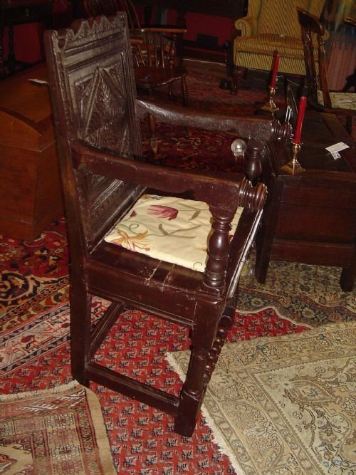 fig 1. 17th Century Oak Wainscot Chair.c 1690.