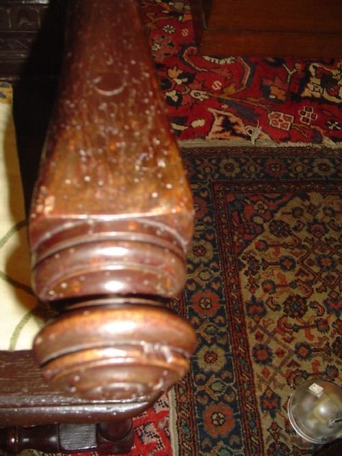 fig 2. 17th Century Oak Wainscot Chair.c 1690.