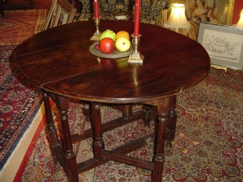 Late 17th Early 18th C Small Oak Gateleg Table.