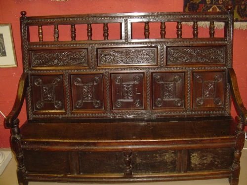 fig 1. A 17th Century Oak Box Settle. c.1680 and later.