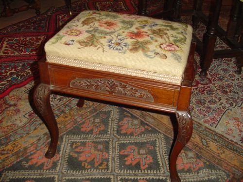 Edwardian Mahogany Piano Stool. C.1900.