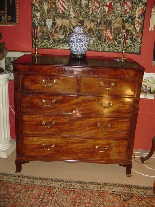 Fine Quality Regency Mahogany Chest. C 1820.