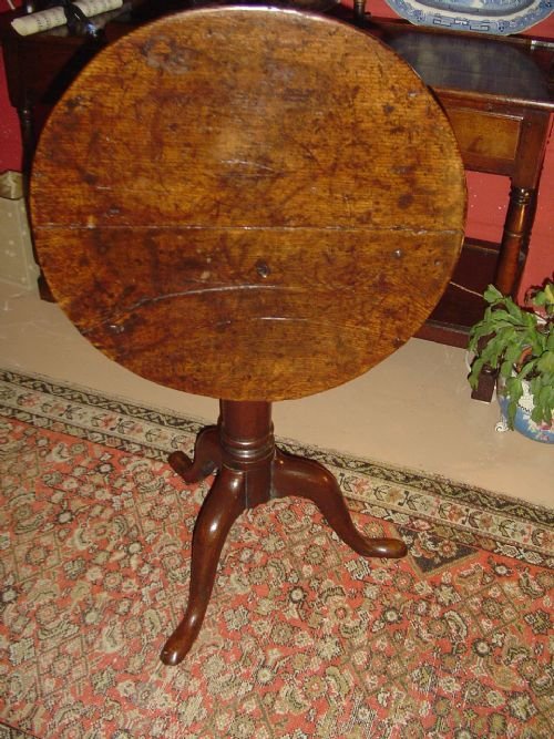 A Good 18th Century Oak Tip-up Table. C 1800