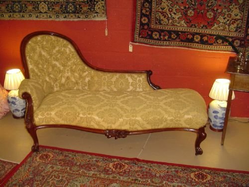 Fine Quality Victorian Chaise Longue. C. 1860.
