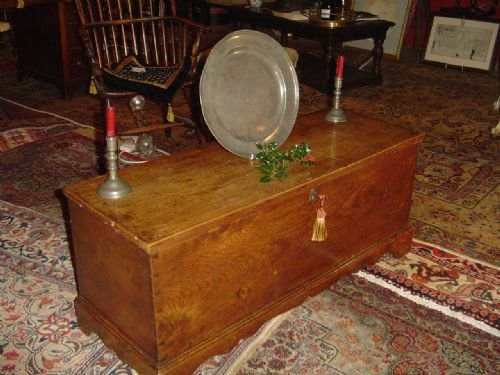 An Well Proportioned Elm Coffer. 18th Century.