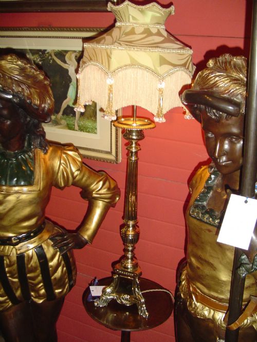 An Elegant 19th C Brass Table Lamp