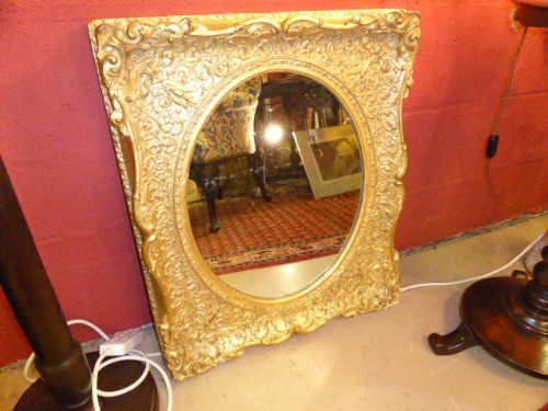Victorian Giltwood Mirror in Ornate Frame C.1880.