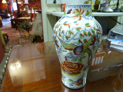 Masons Vase. Flying Bird Pattern. 19thc.