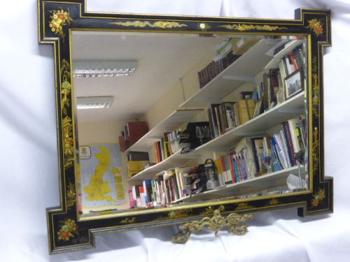 Handsome Lacquered Mirror with Chinoiserie Design. 1900-1920