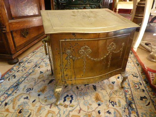 A 19th C. Quality Brass Coal/log Bin.