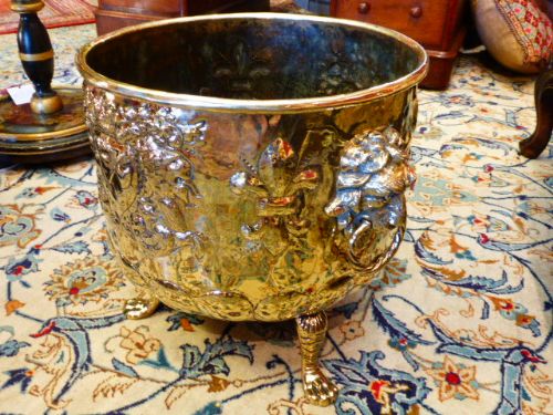 Victorian 19th Century Brass Logbin. C.1900.