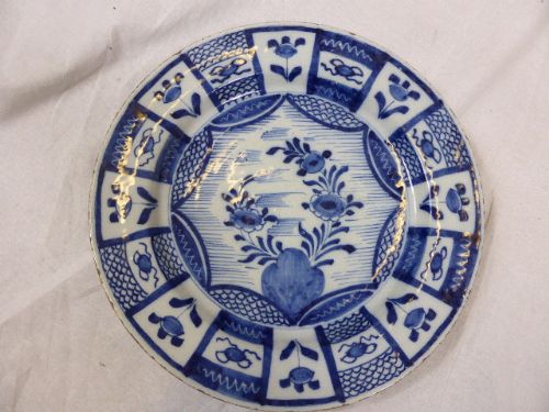 18th Century  Delft Charger.  C.1750.