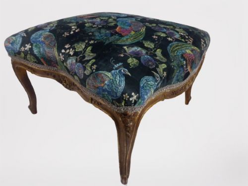 Elegant Large French Giltwood Lounge Stool. 19th Century.