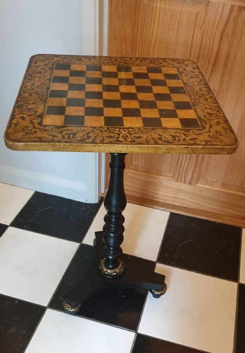 Nicely Proportioned Regency Games Table