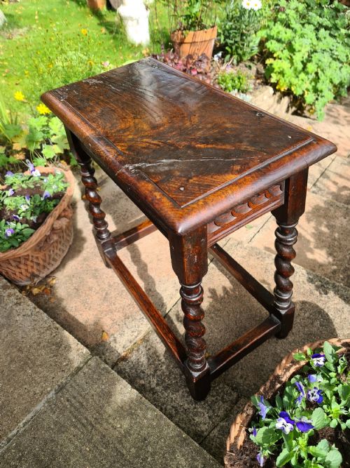Beautiful Oak Joint Stool. 17th/18th Century