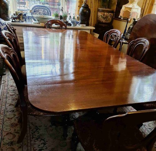 Fine Quality Regency Dining Table