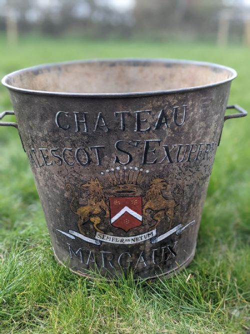 Large Crested French Grape Bin