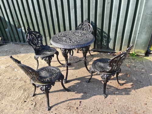Handsome Heavy Cast-iron Garden Set