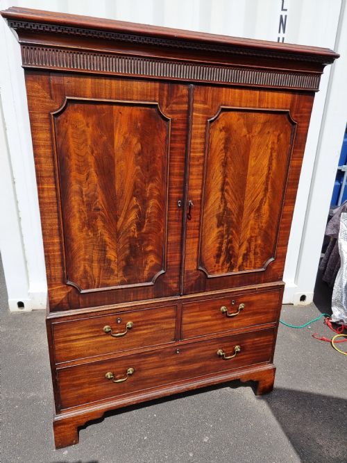 Handsome Small Mahogany Press