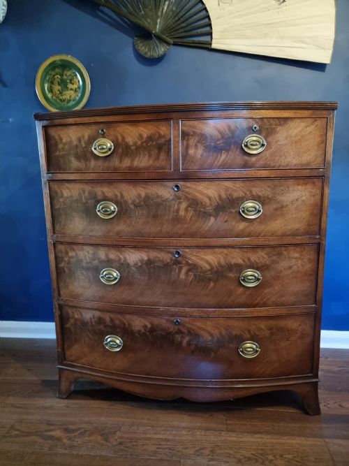 Extremely Handsome Bow Front Regency Mahogany Chest C1820