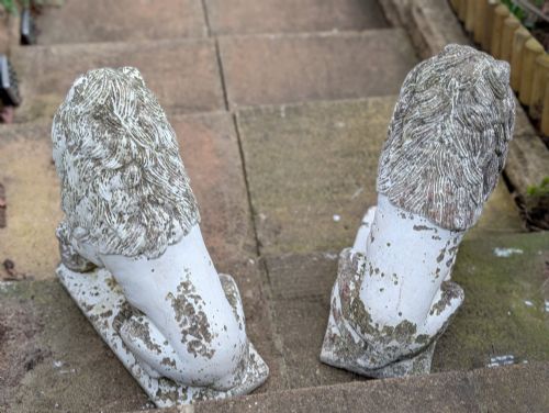 A WELL PROPORTIONED PAIR OF 19TH CENTURY FRENCH MEDICI LIONS - ADDITIONAL PHOTO 4