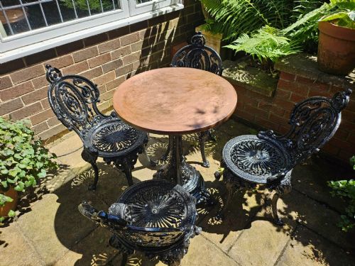 RARE CASTIRON GARDEN TABLE C1840 THE ROTHERHAM FOUR CASTIRON CHAIRS