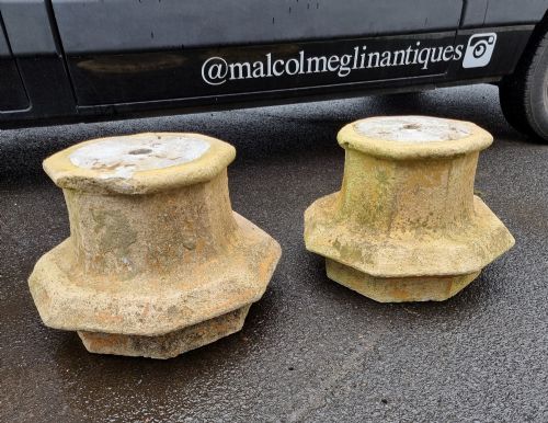 PAIR OF EARLY 19TH CENTURY COMPOSITE STONE GOTHIC STYLE GARDEN PLINTHS - ADDITIONAL PHOTO 1