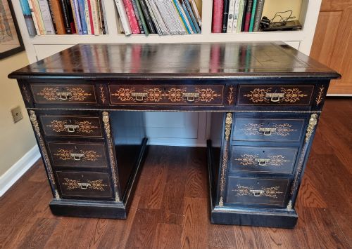 Top Quality Edwards & Roberts Victorian Desk