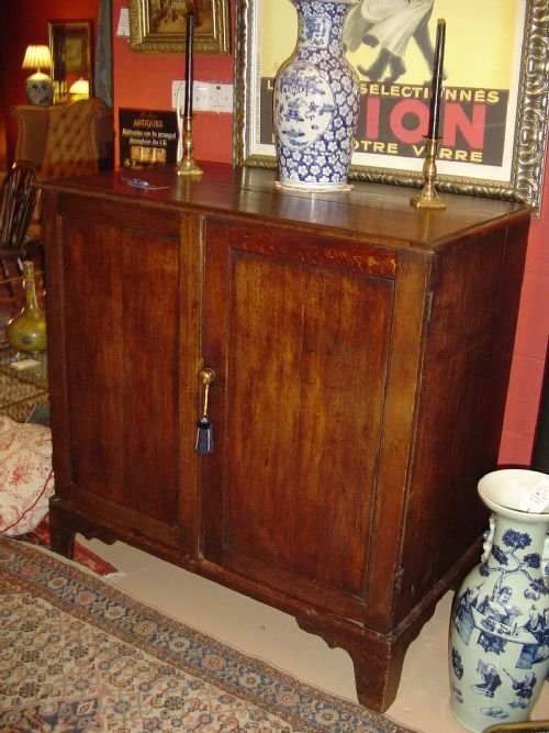 19th Century Oak Cupboard. C 1850.