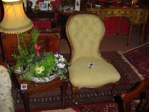Victorian Walnut Buttonback Chair. C.1860