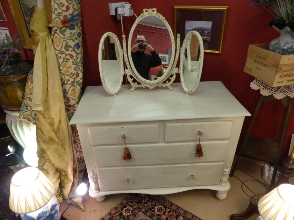 Small Victorian Painted Pine Chest.