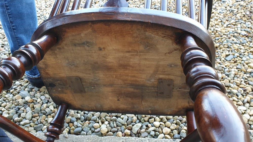 Quality Yew wood High Back Windsor Chair View V