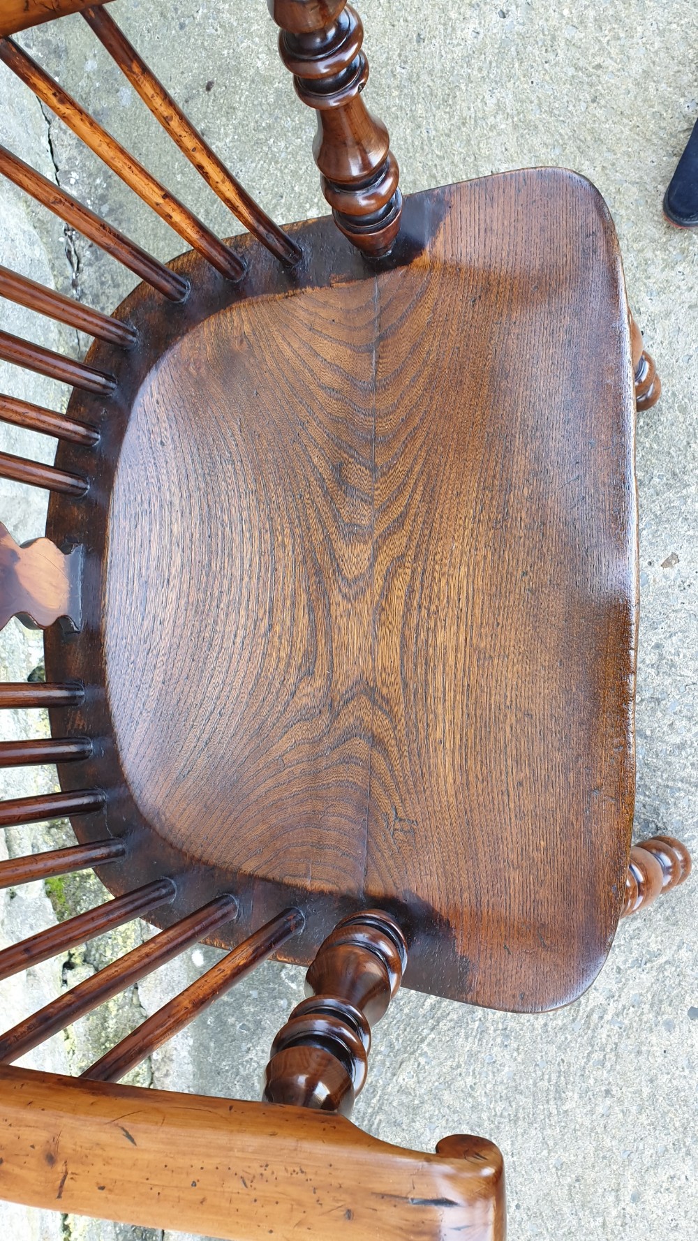 Quality Yew wood High Back Windsor Chair View VII