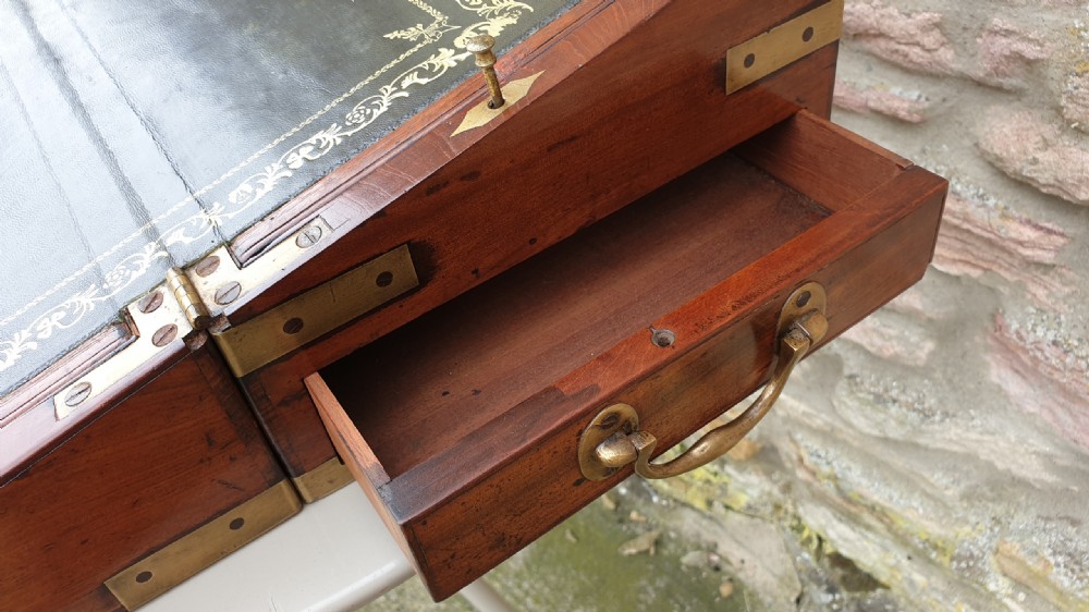 Handsome Mahogany  Gentleman’s Writing Slope c1830 View IV